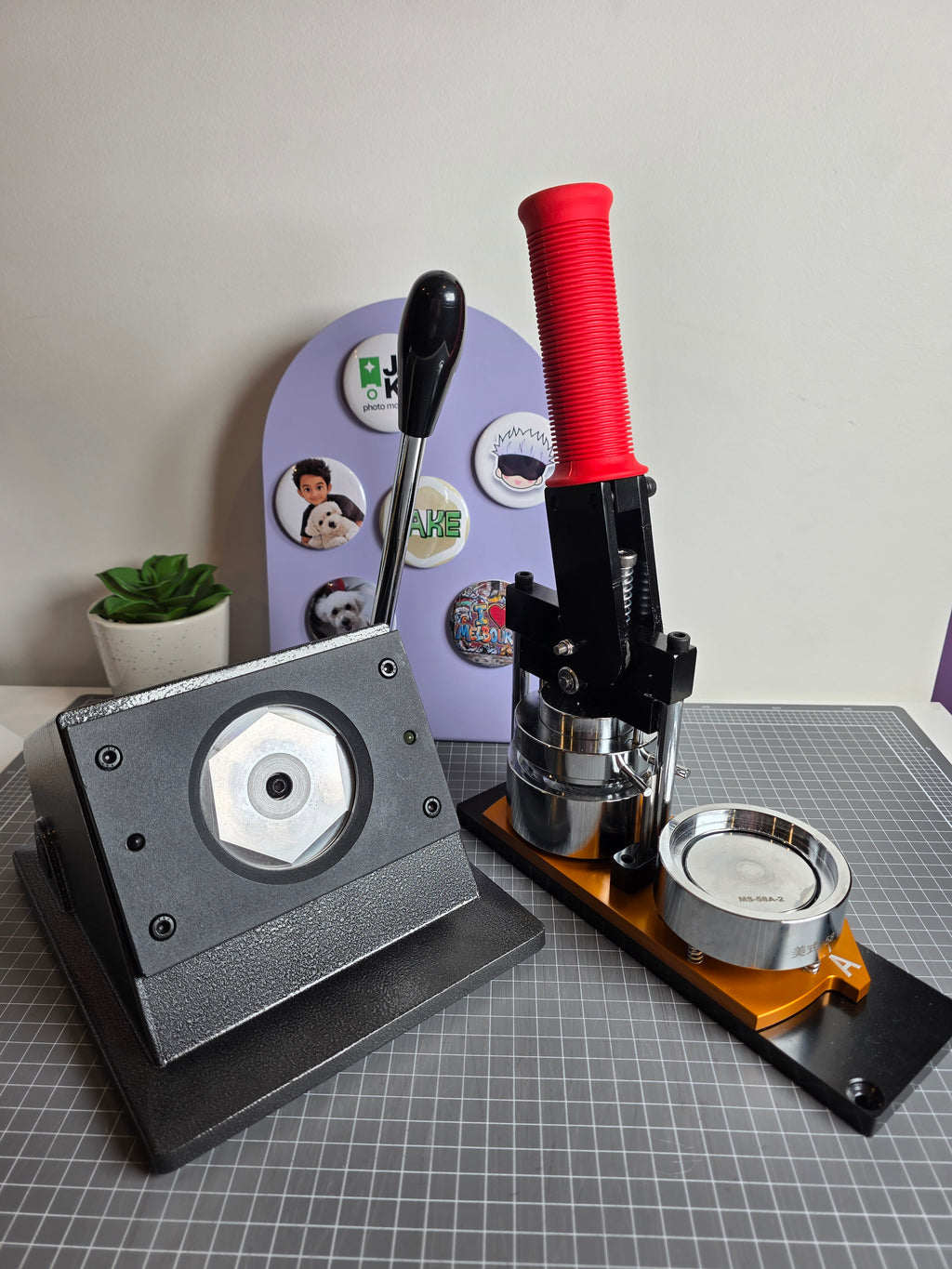 close up of a round photo magnet machine