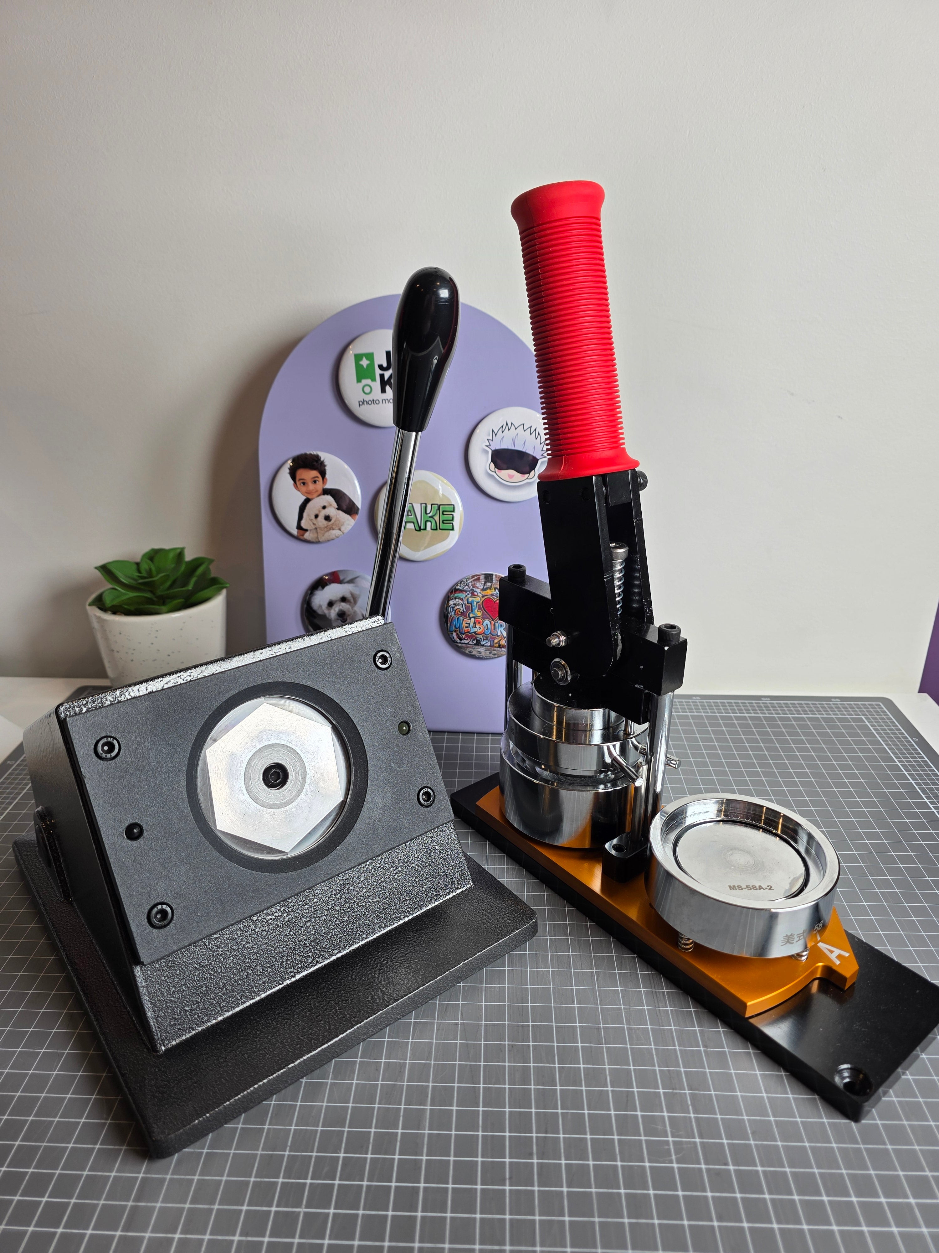 close up of a round photo magnet machine