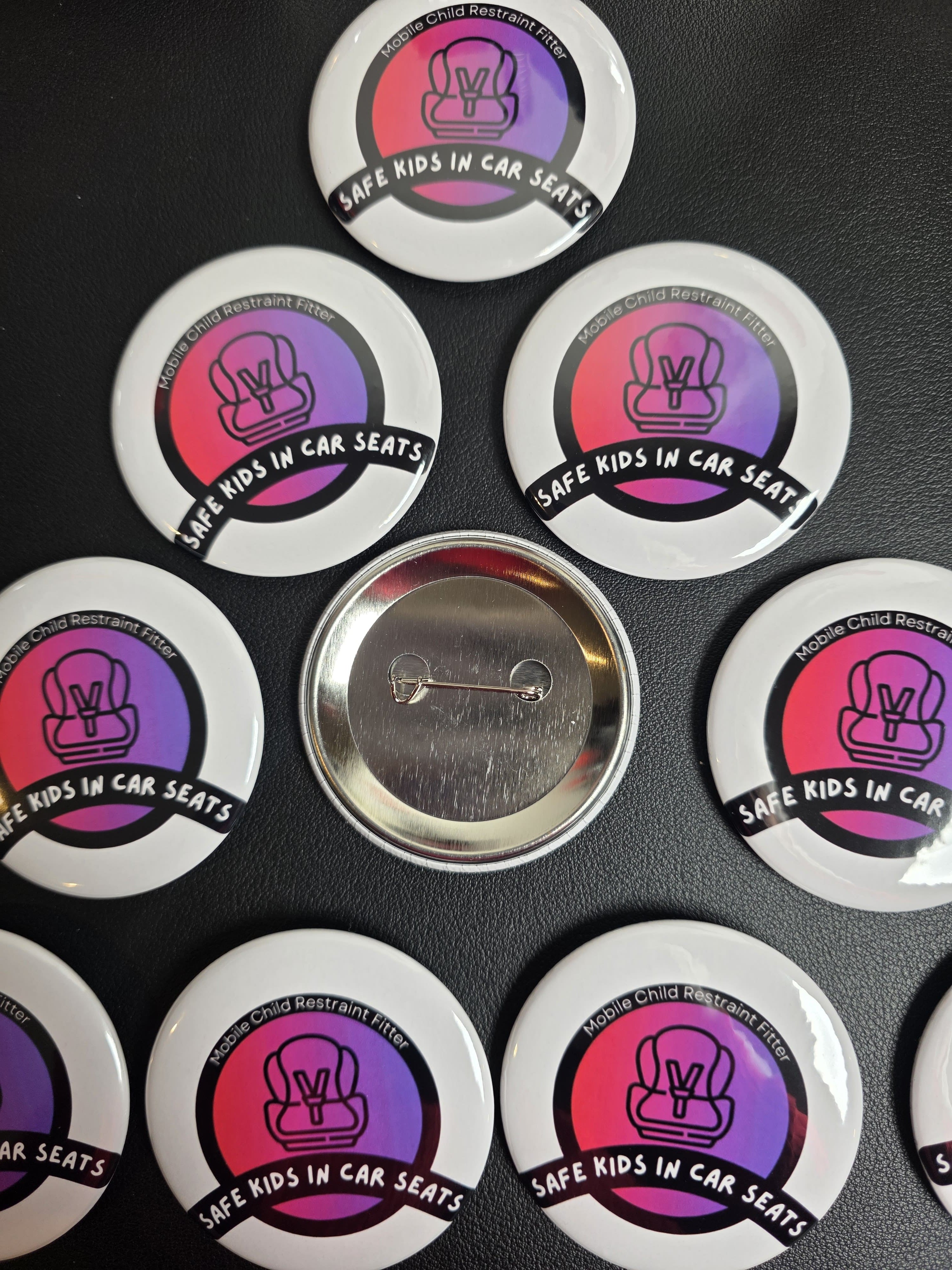 Premium Round Custom Badges Sets