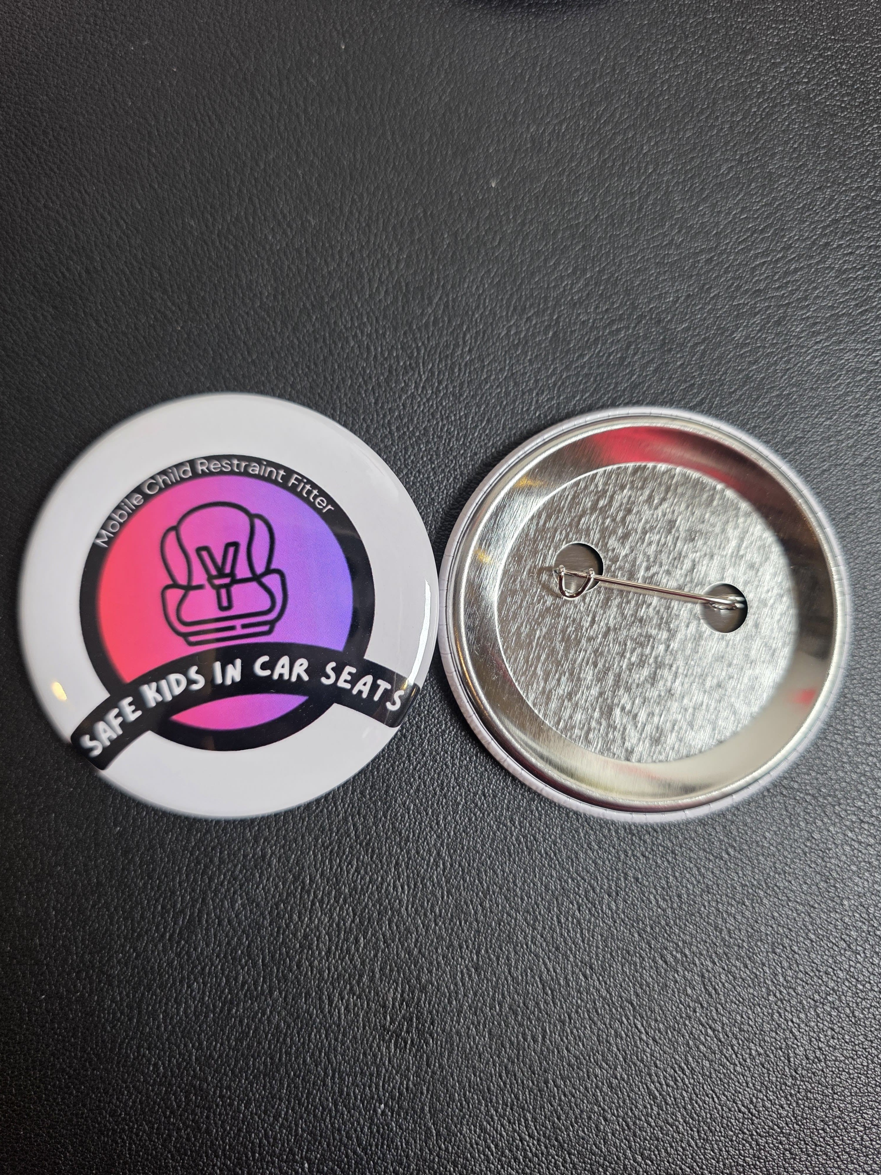 Premium Round Custom Badges Sets